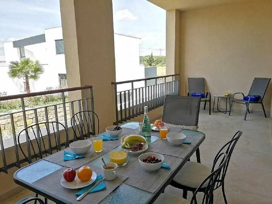 Gardens Side By Fhr Piscina Parking Apartment Quarteira 0*,  Portugal